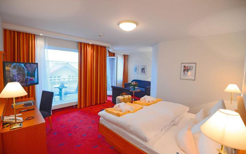 Moehringers Schwarzwald Hotel Бондорф  Экстерьер фото
