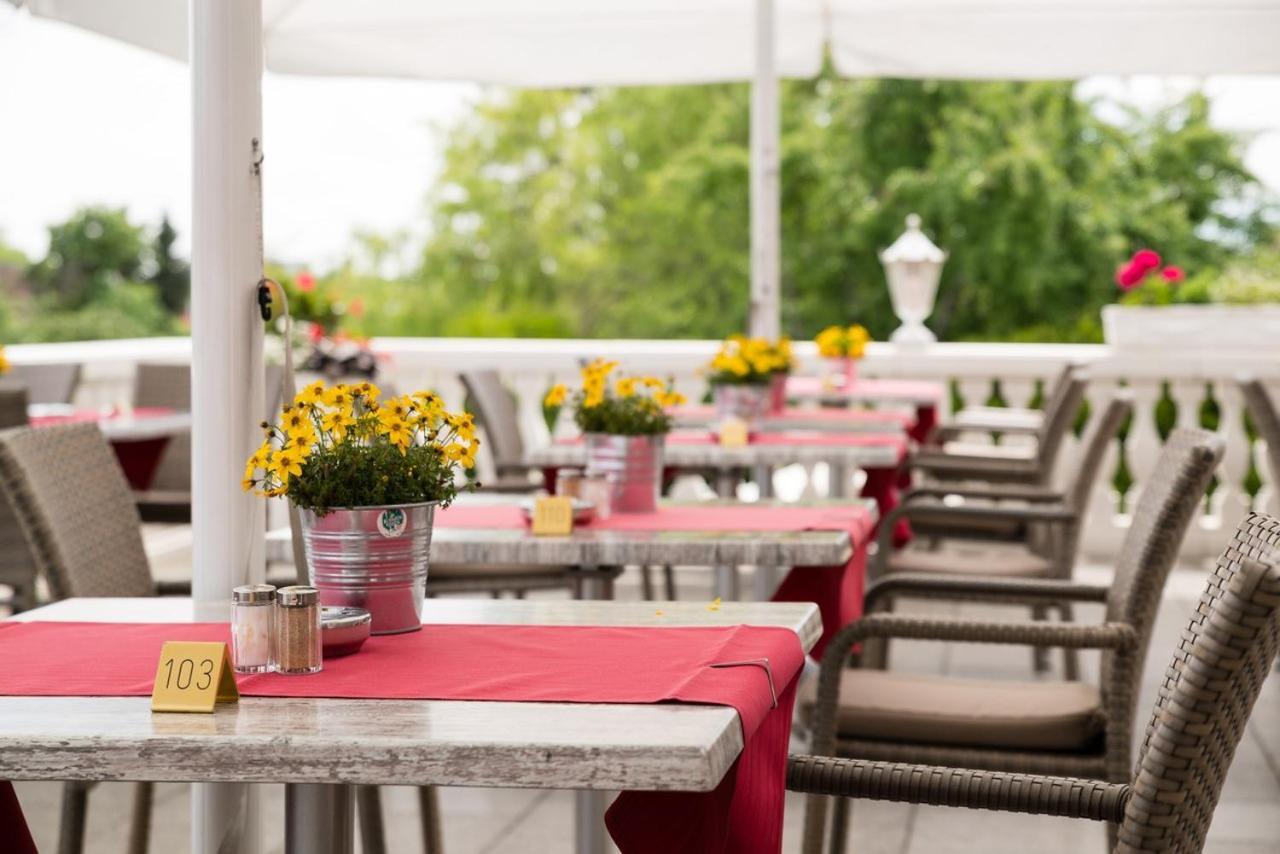 Moehringers Schwarzwald Hotel Бондорф  Экстерьер фото