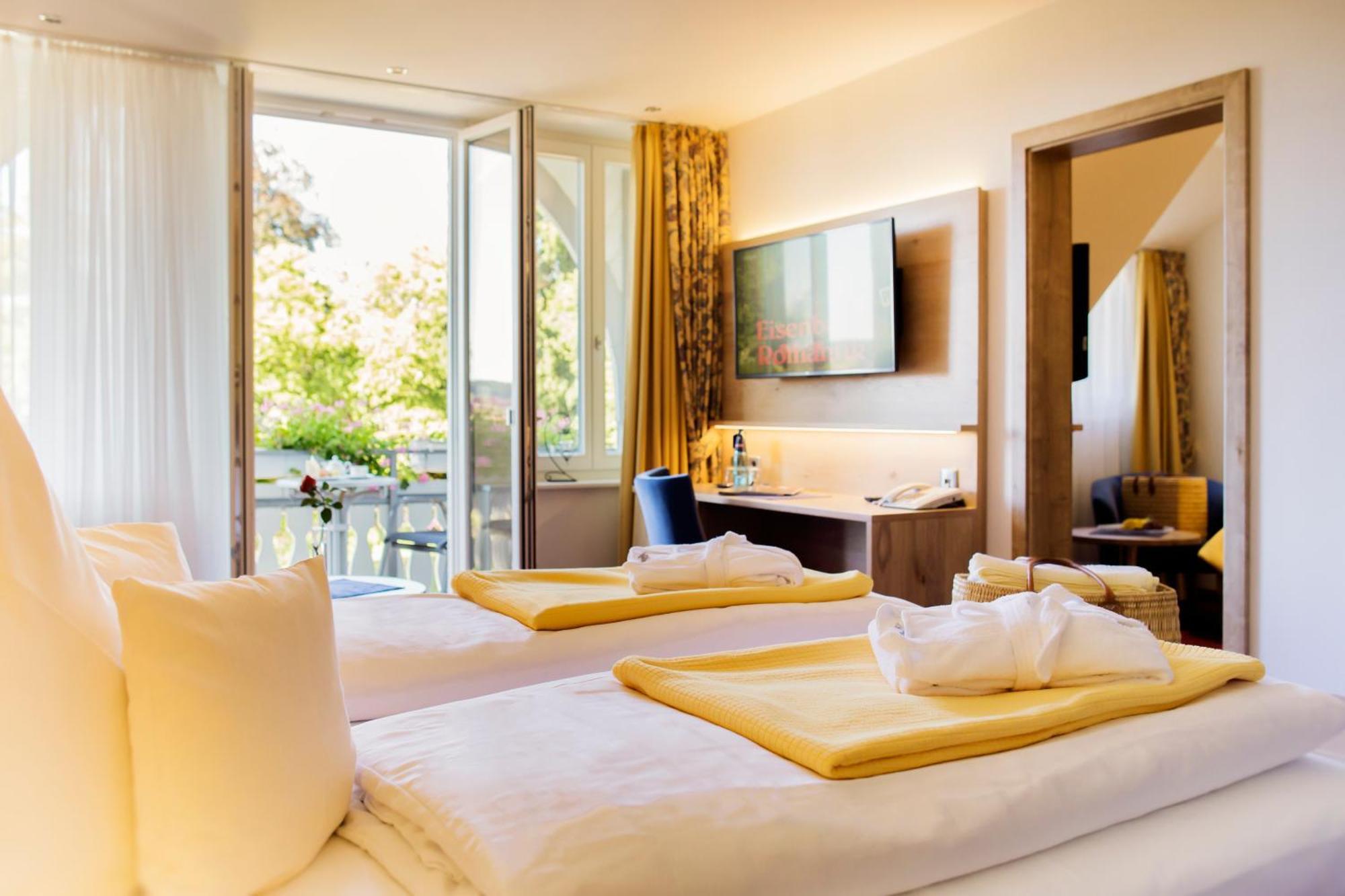 Moehringers Schwarzwald Hotel Бондорф  Экстерьер фото