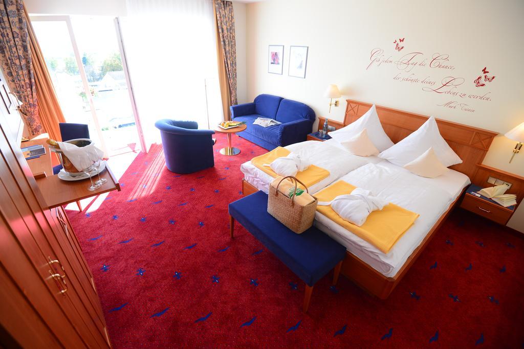 Moehringers Schwarzwald Hotel Бондорф  Экстерьер фото